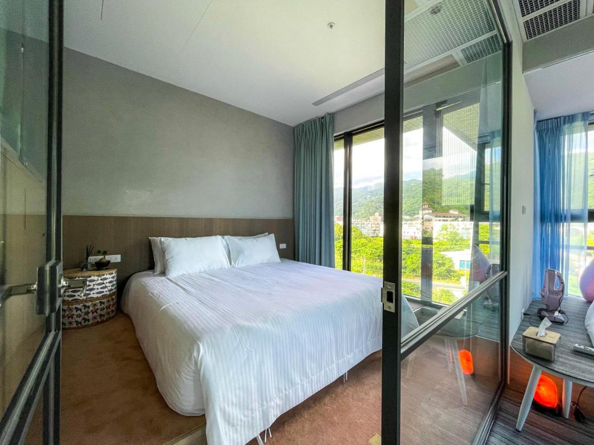 Toucheng Happyhouse頭城黑皮家 附早餐 Apartment Екстериор снимка