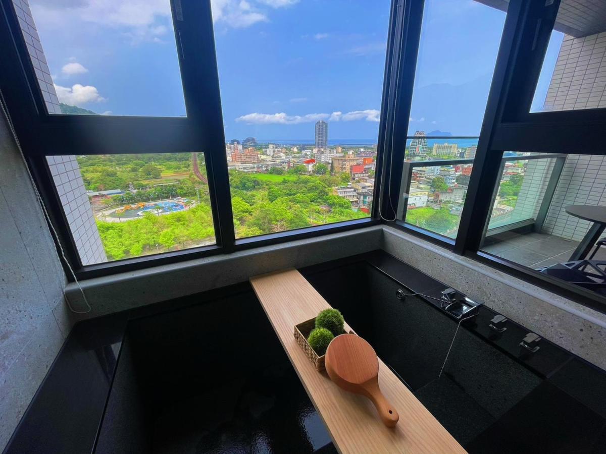 Toucheng Happyhouse頭城黑皮家 附早餐 Apartment Екстериор снимка