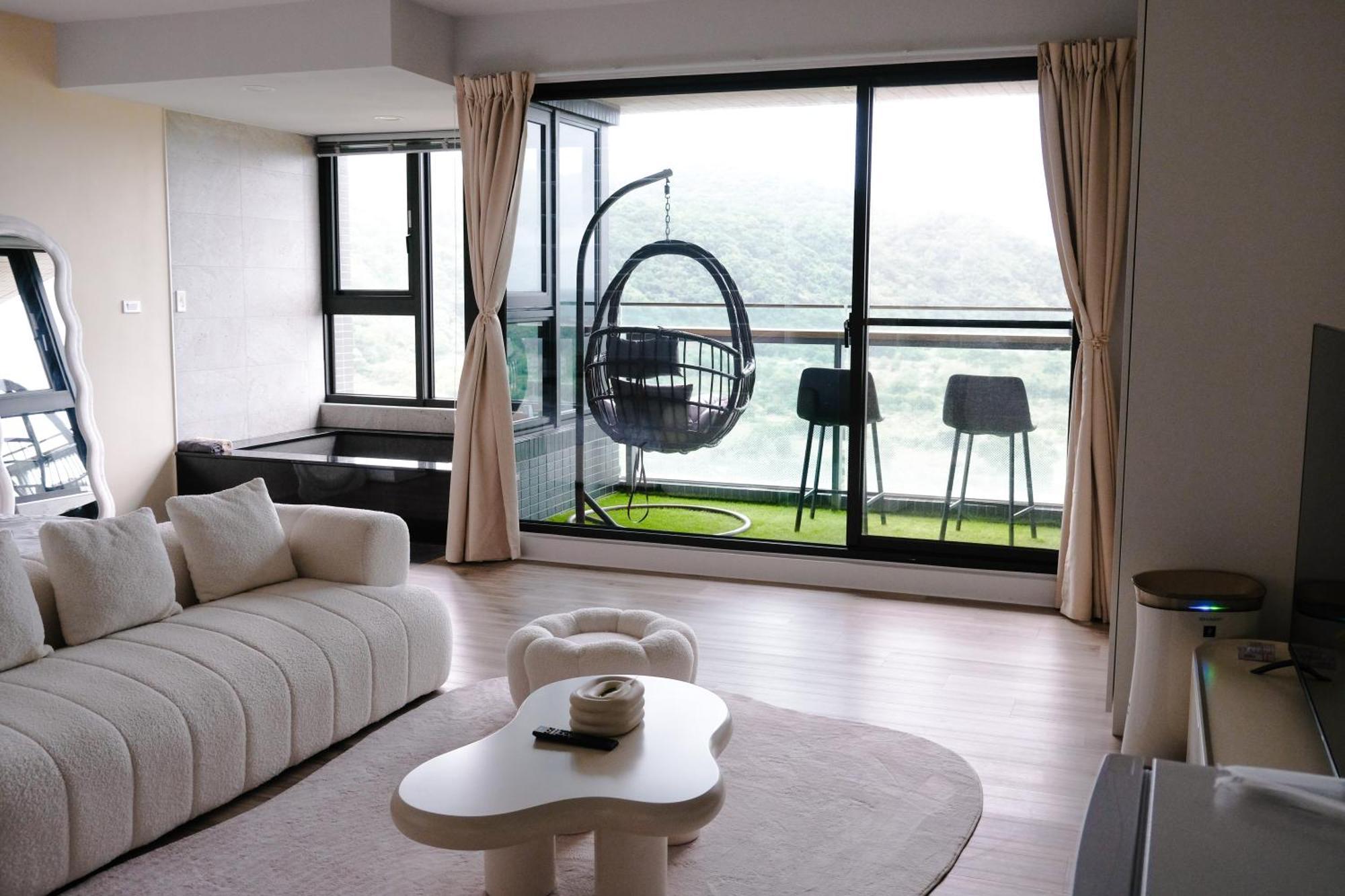 Toucheng Happyhouse頭城黑皮家 附早餐 Apartment Екстериор снимка